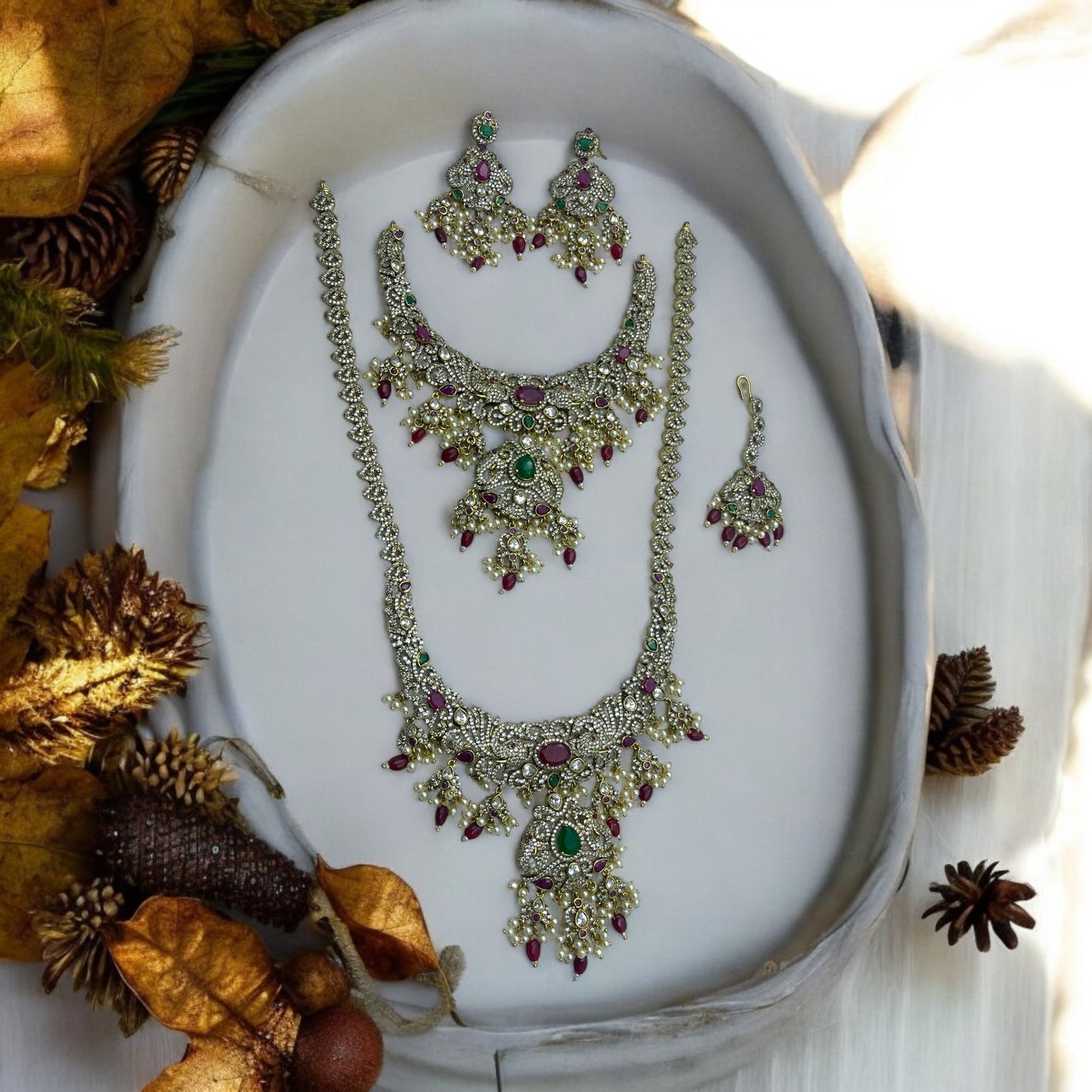 ✨"Victorian Vaibhav" Necklace Set