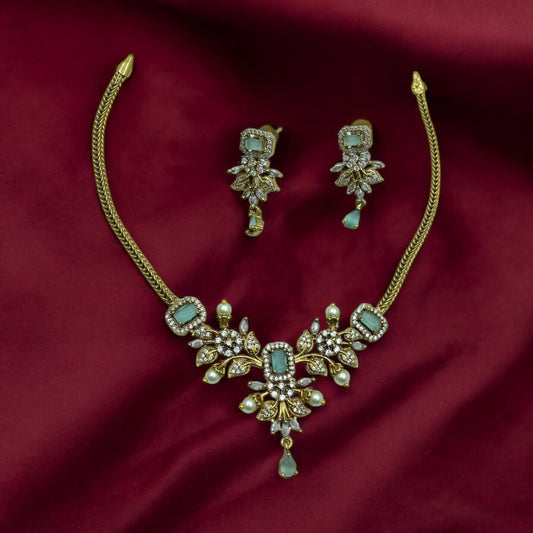 💚 "Avira Majestic" Necklace Set 💚