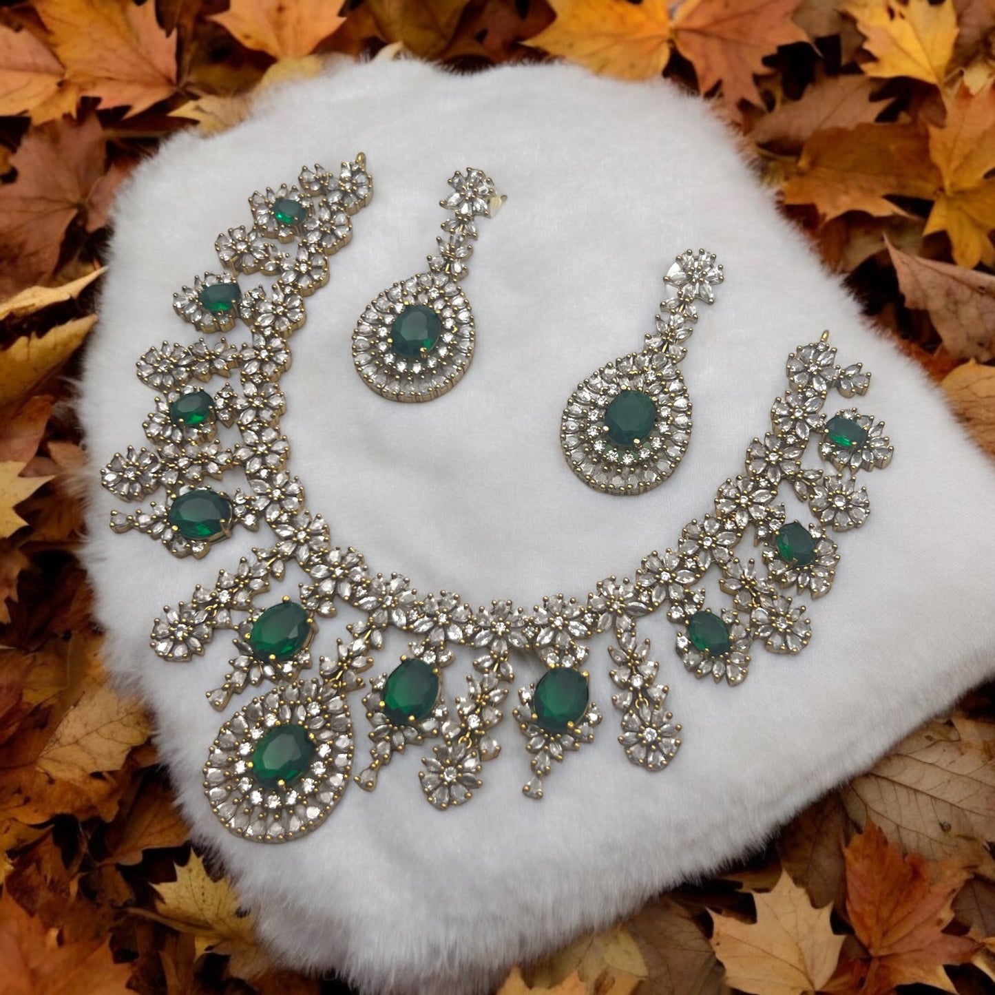 ✨ "Harita Shweta" Necklace Set