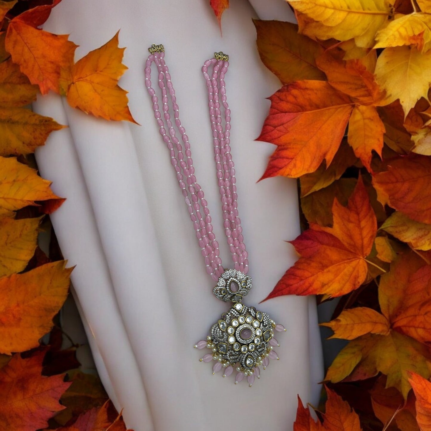 🌸 "Blush Royale" Necklace🌸