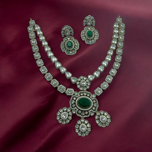Regal Kundan Necklace Earrings Set