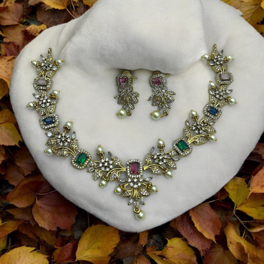 Elysian Bloom Necklace Set