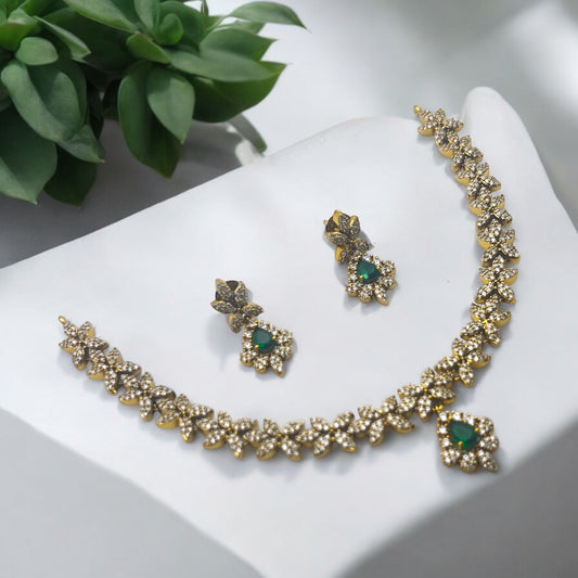 ✨"Pushpa Harita" Necklace Set✨