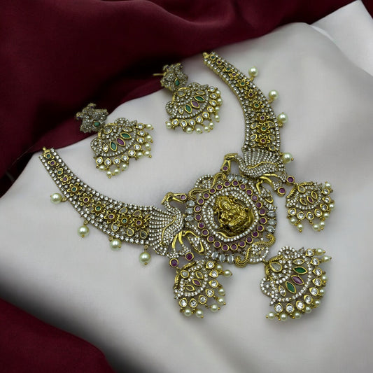 ✨ "Amruta" Necklace Set