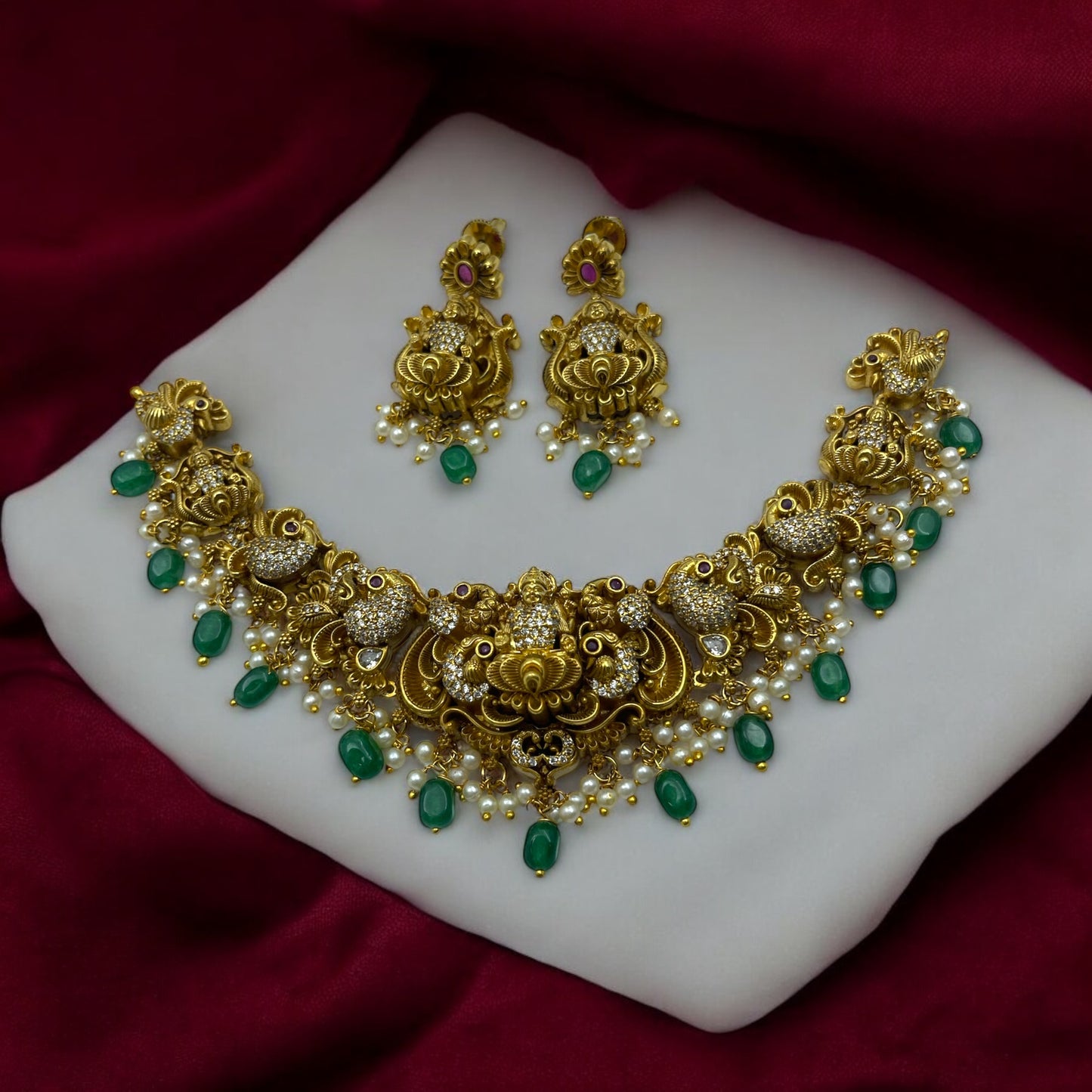 Temple Heritage Choker Set