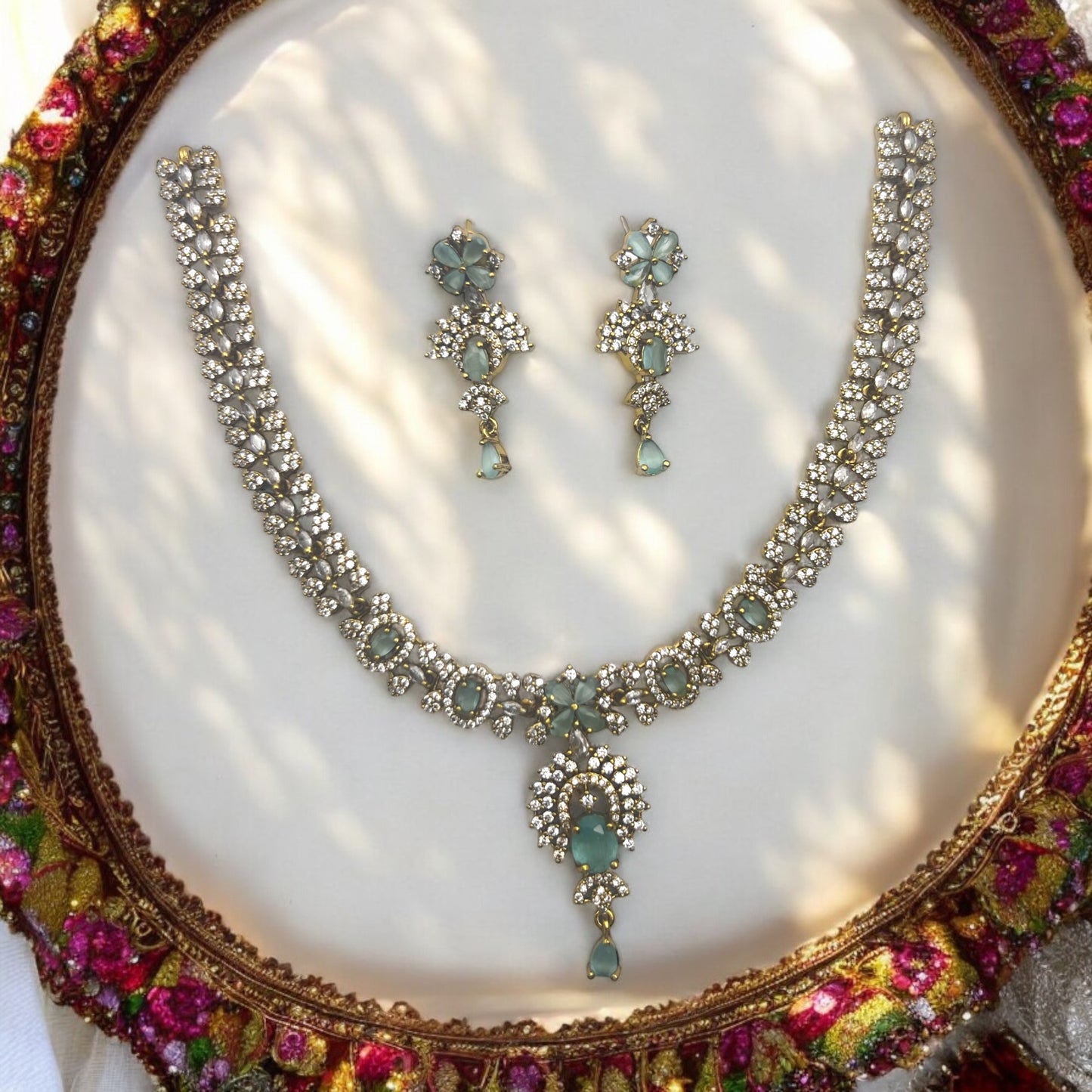 ✨"Shweta Shimmer" Necklace Set✨