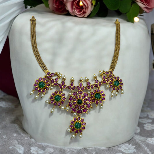✨"Pushpa Ratna" Necklace Set