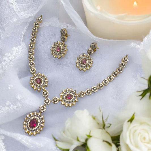 "Royal Radiance" Necklace Set 👑✨