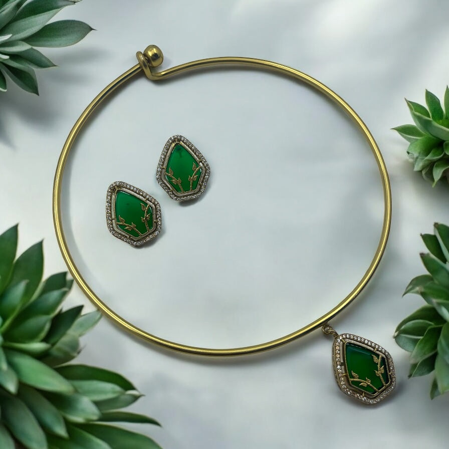 🌿 "Veridian Vine" Necklace Set 🌿