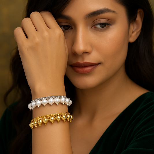 ✨🤍 "Pearlescent Cascade" Bracelet ✨🌟