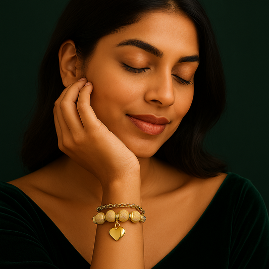 ✨💖 "Golden Heart Charms" Bracelet 💖✨