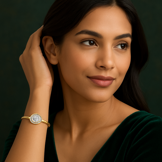 🤍 "Solitaire Radiance Bangle" Bracelet 🤍