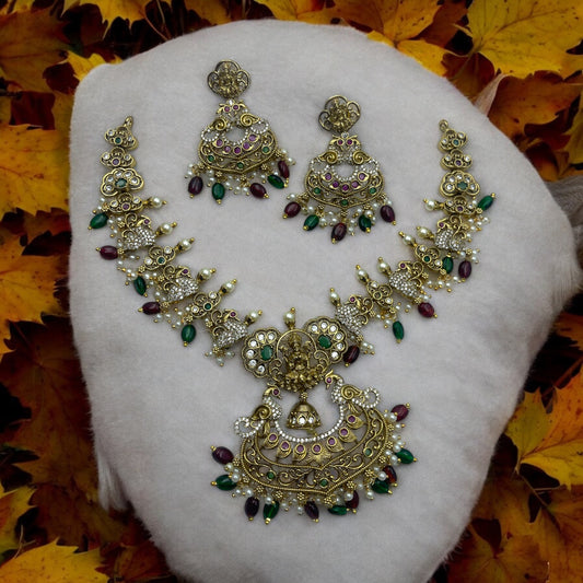 ✨"Lakshmi Rosa" Necklace Set