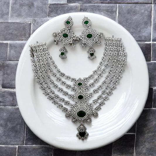 ✨"Harita Alingan" Necklace Set✨