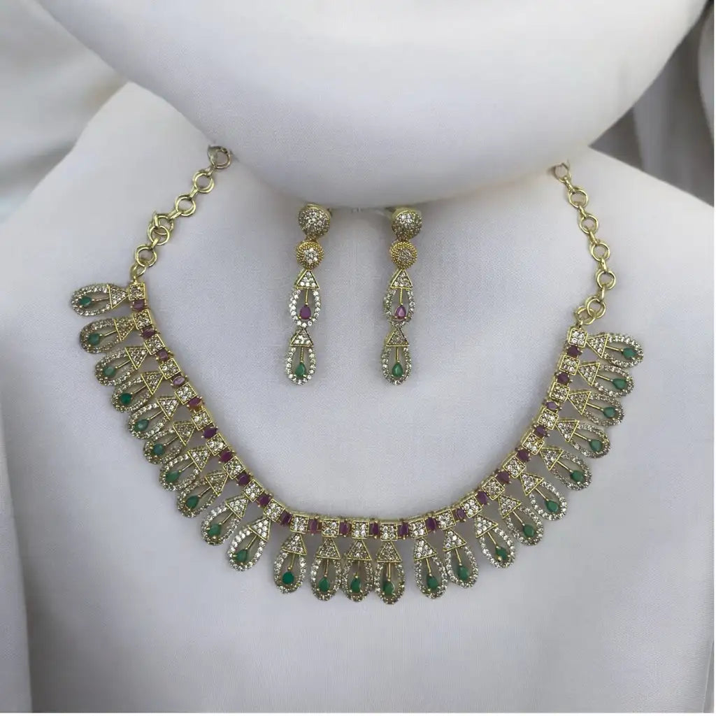 Majestic Necklace and Earrings Set