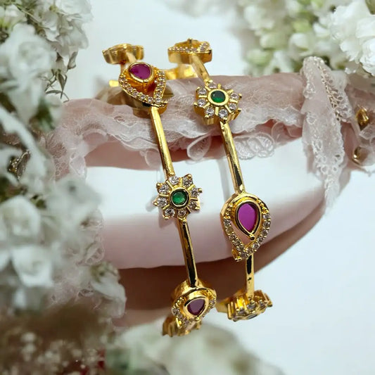 Royal Glamor Bangle Set