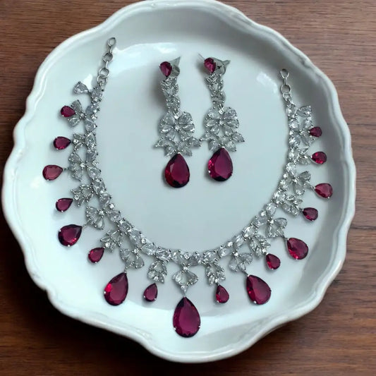 Majestic Allure Necklace Set