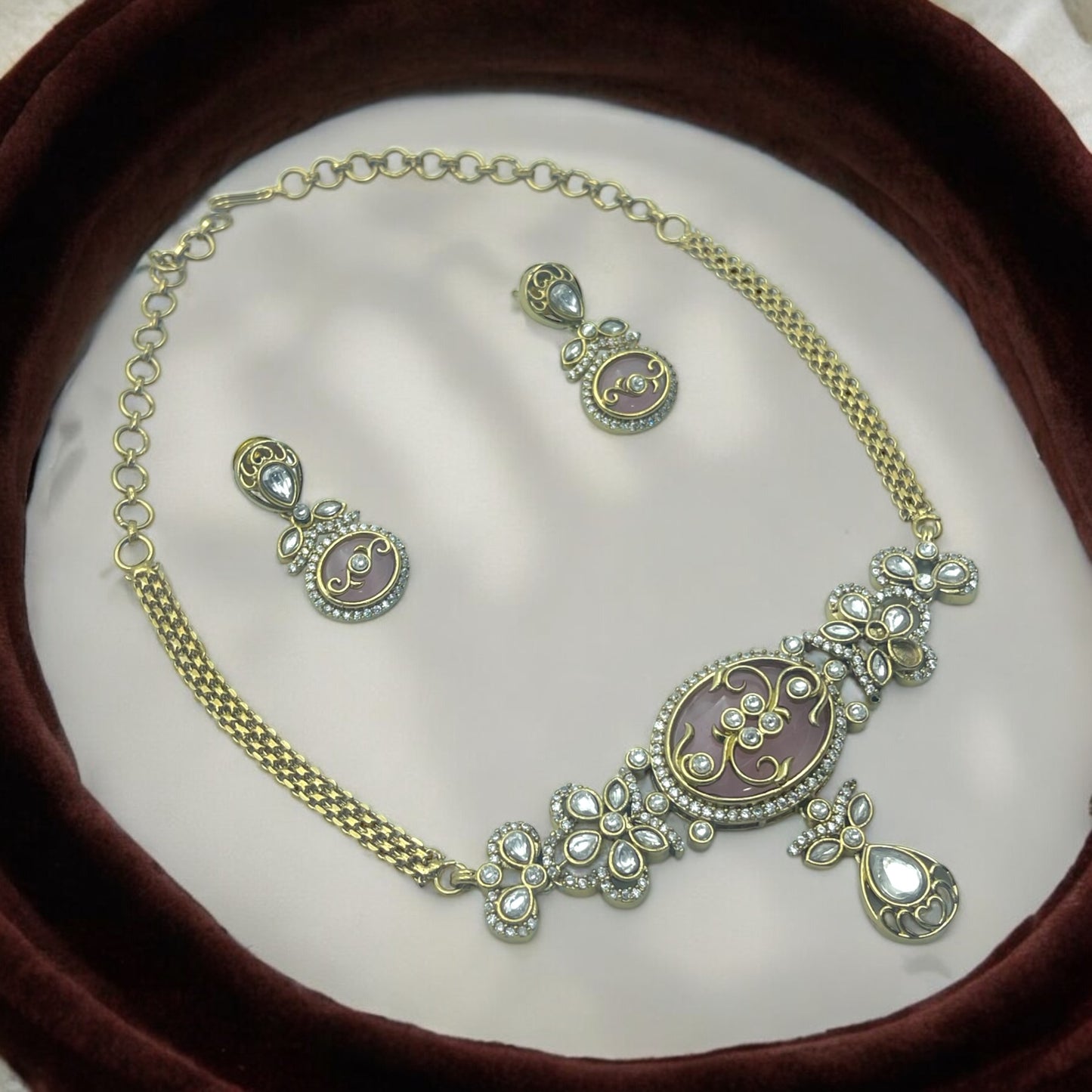 ✨"Gulabi Pracheen" Necklace Set✨