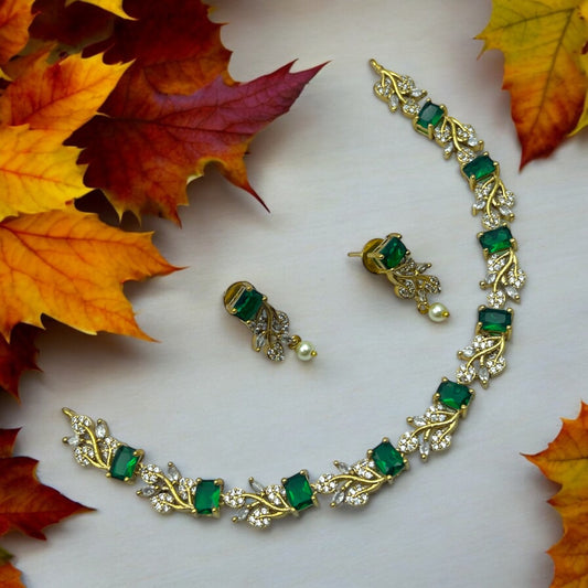 Vanya Vine Necklace Set