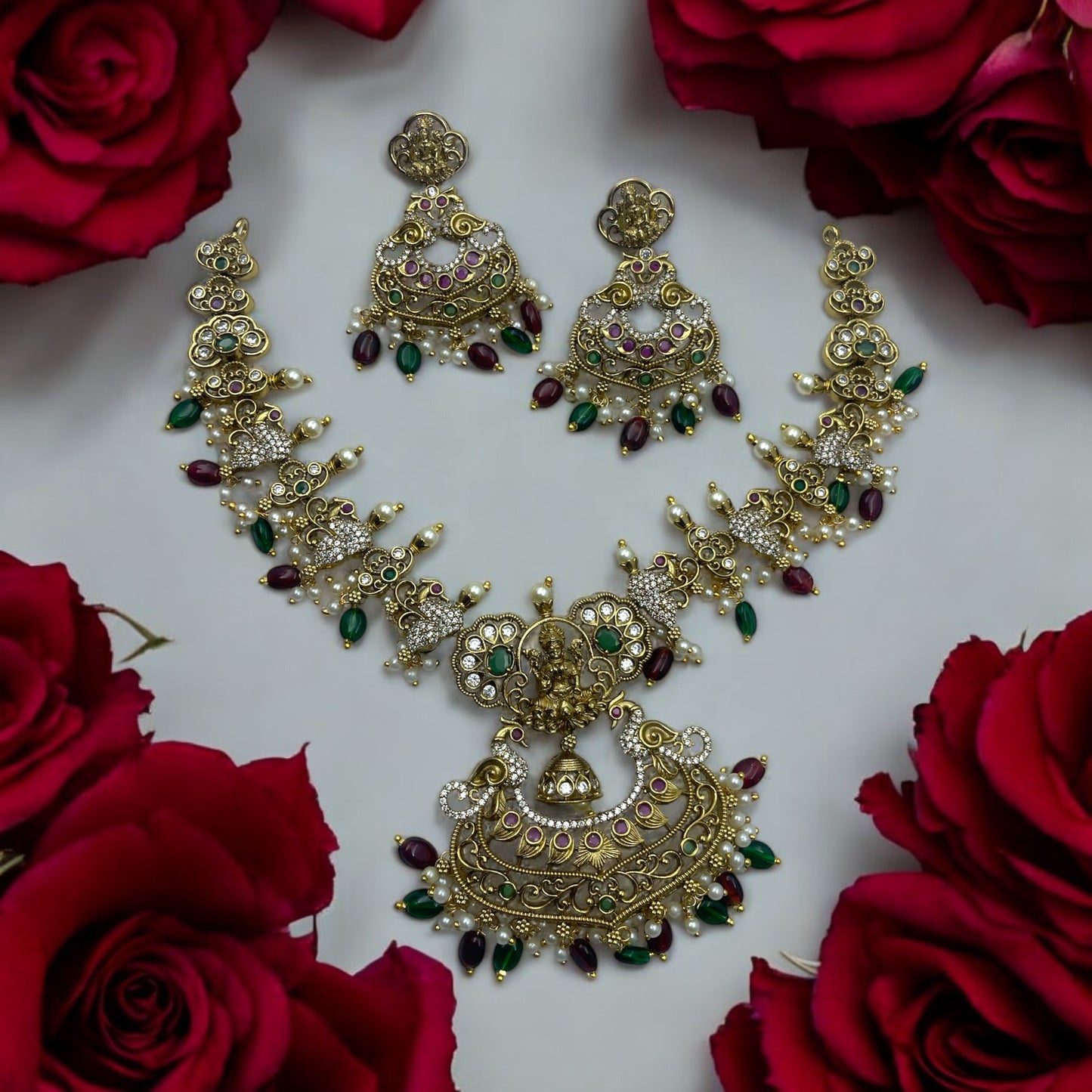 ✨"Lakshmi Rosa" Necklace Set