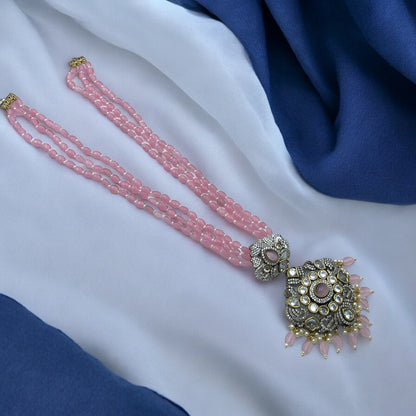 🌸 "Blush Royale" Necklace🌸