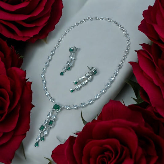 💚 "Symphony" Necklace Set 💚