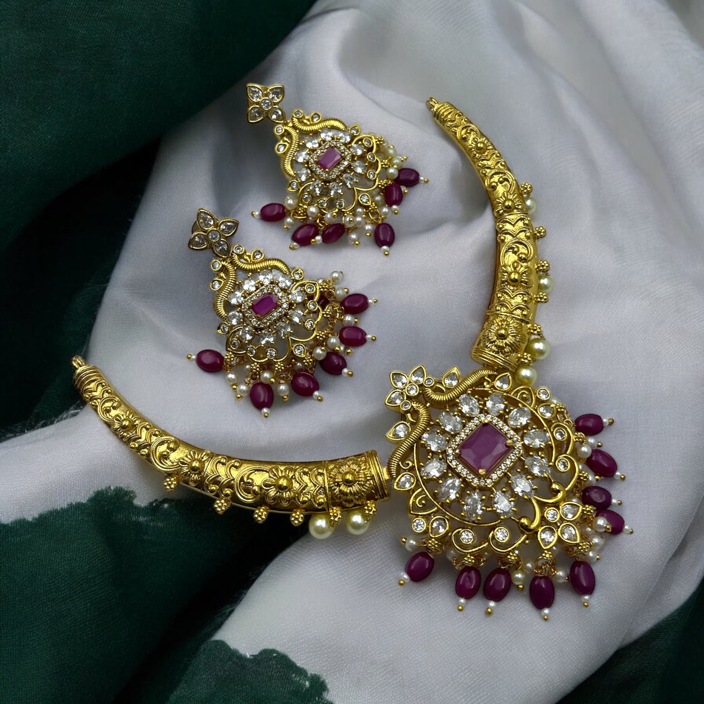 ✨ "Rani Haar" Necklace Set