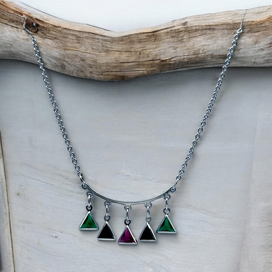 ✨ "Tribhuj Rang" Necklace ✨