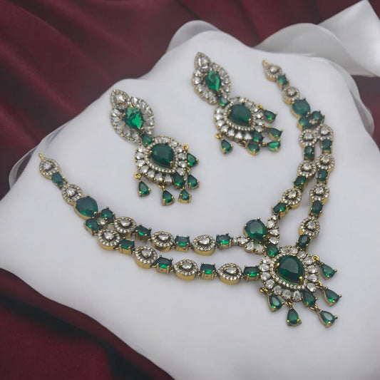 ✨ "Harita Heera" Necklace Set ✨