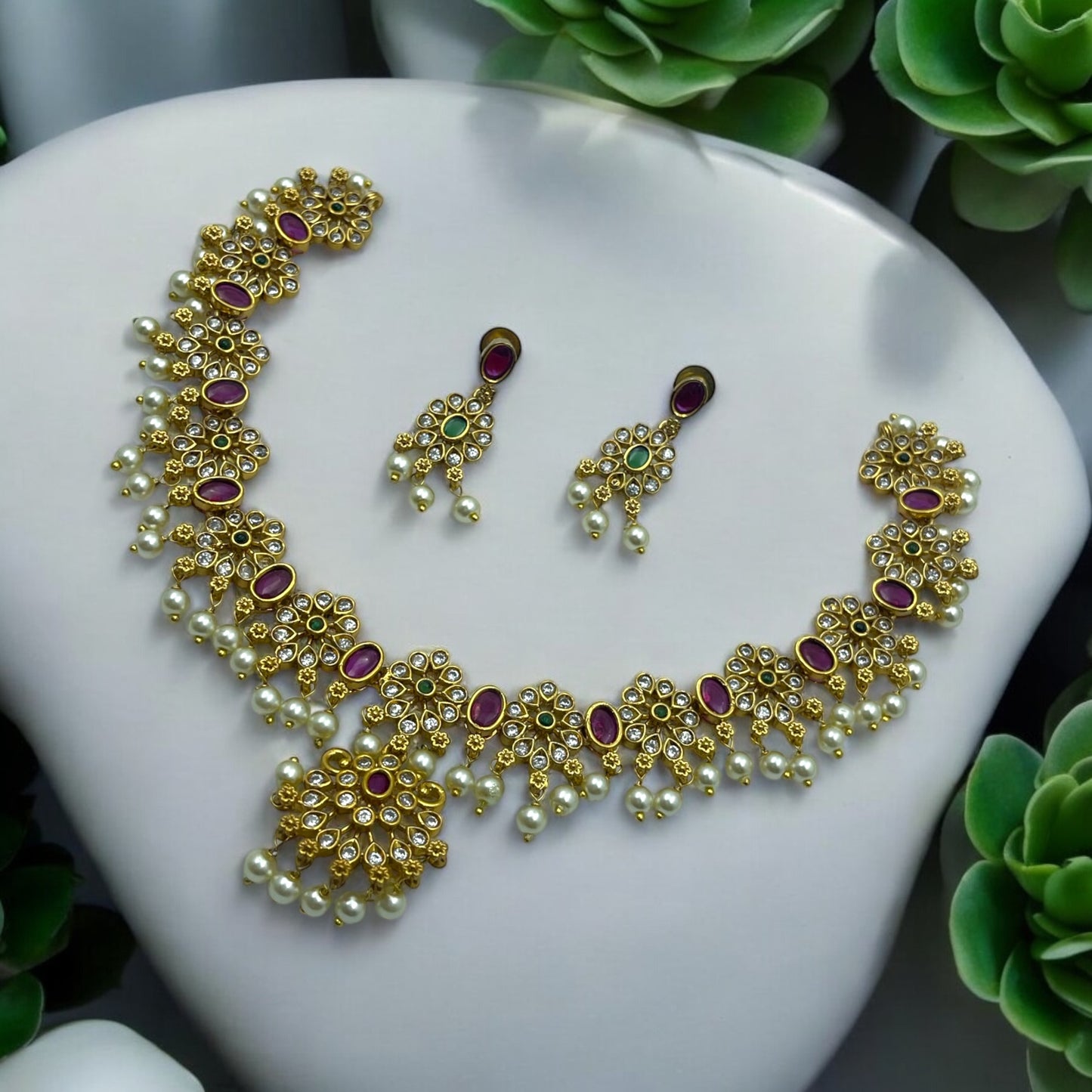 Noor Mahal Necklace Set