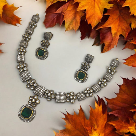 ✨"Chaturasra Harita" Necklace Set✨