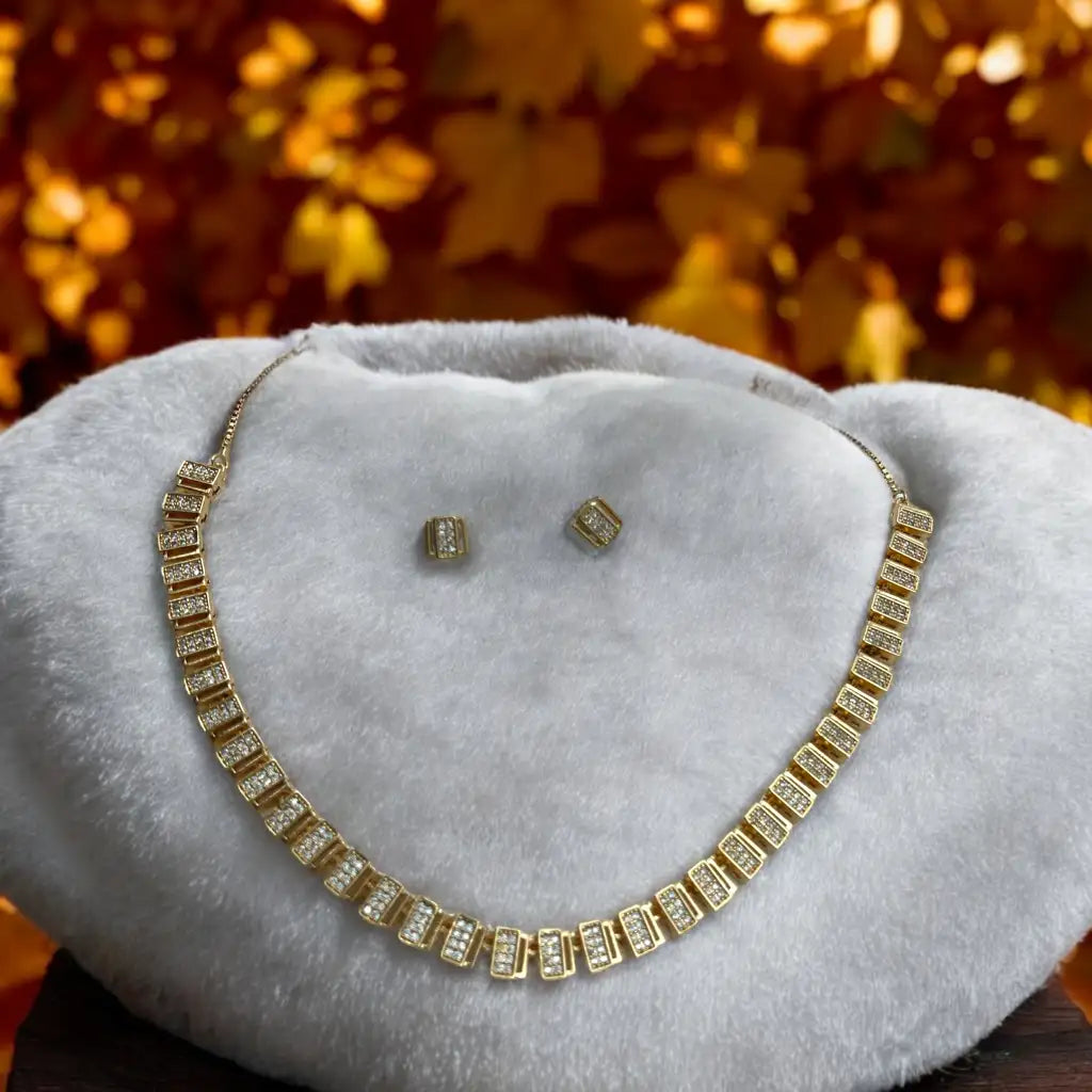 Regal Bar Necklace and Earring Set