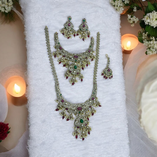 ✨"Victorian Vaibhav" Necklace Set