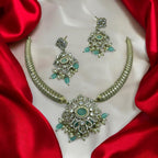 Victorian Green Necklace Set