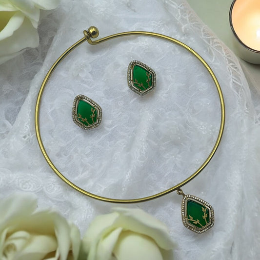 🌿 "Veridian Vine" Necklace Set 🌿