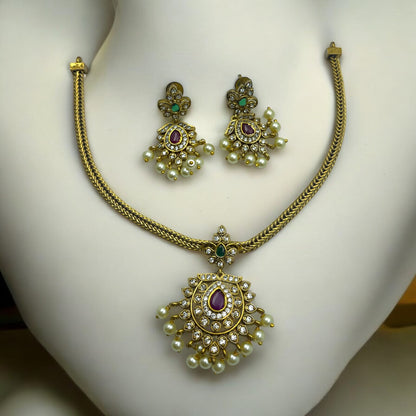 Pearl Kundan Necklace Set