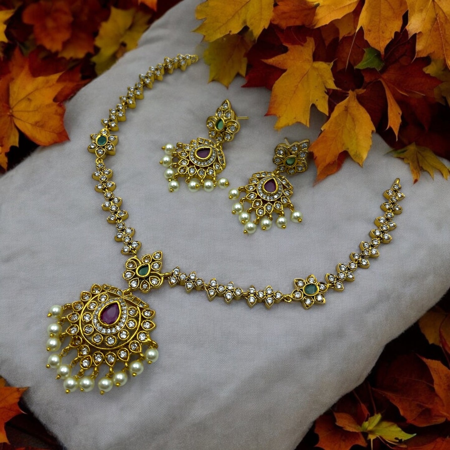 Elegant Necklace Set