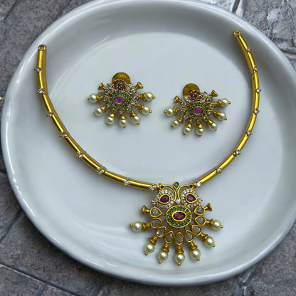 🌿 "Regal Radiant" Necklace Set 🌿