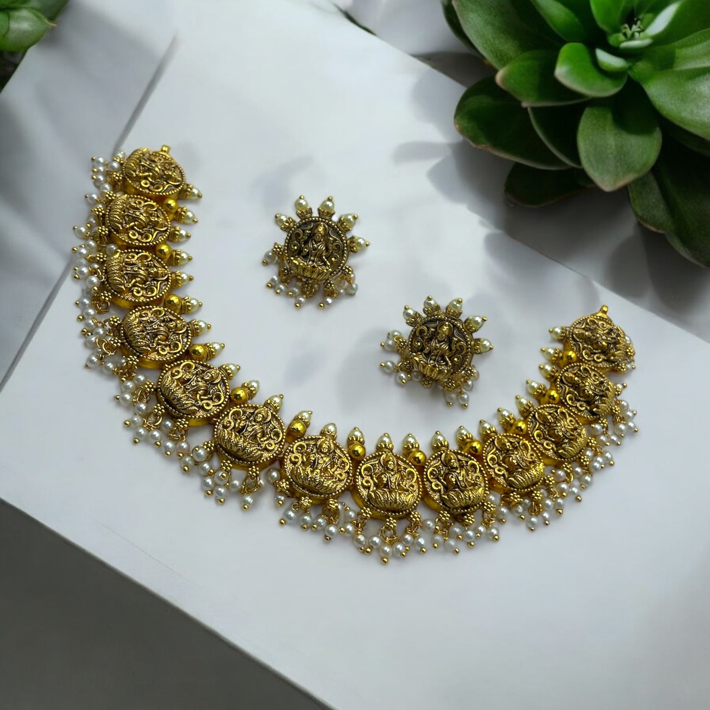 ✨"Lakshmi Prabhava" Necklace Set