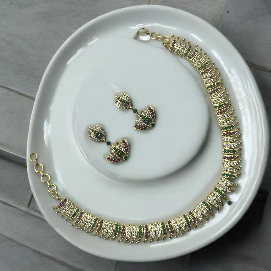 Royal Crescent Necklace Set