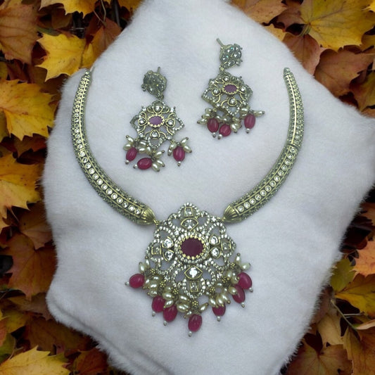 Premium Victorian Necklace Set