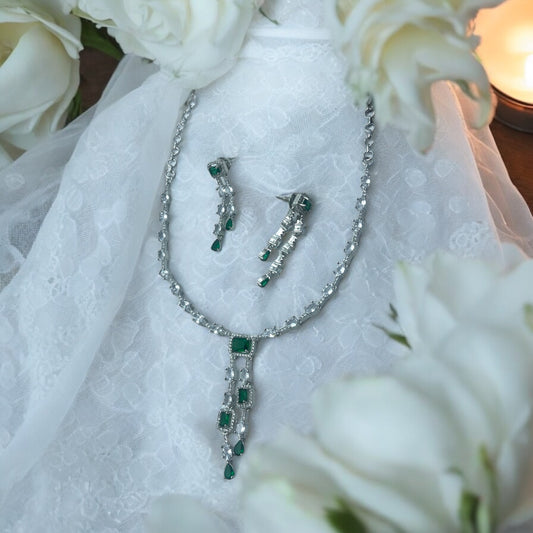💚 "Symphony" Necklace Set 💚