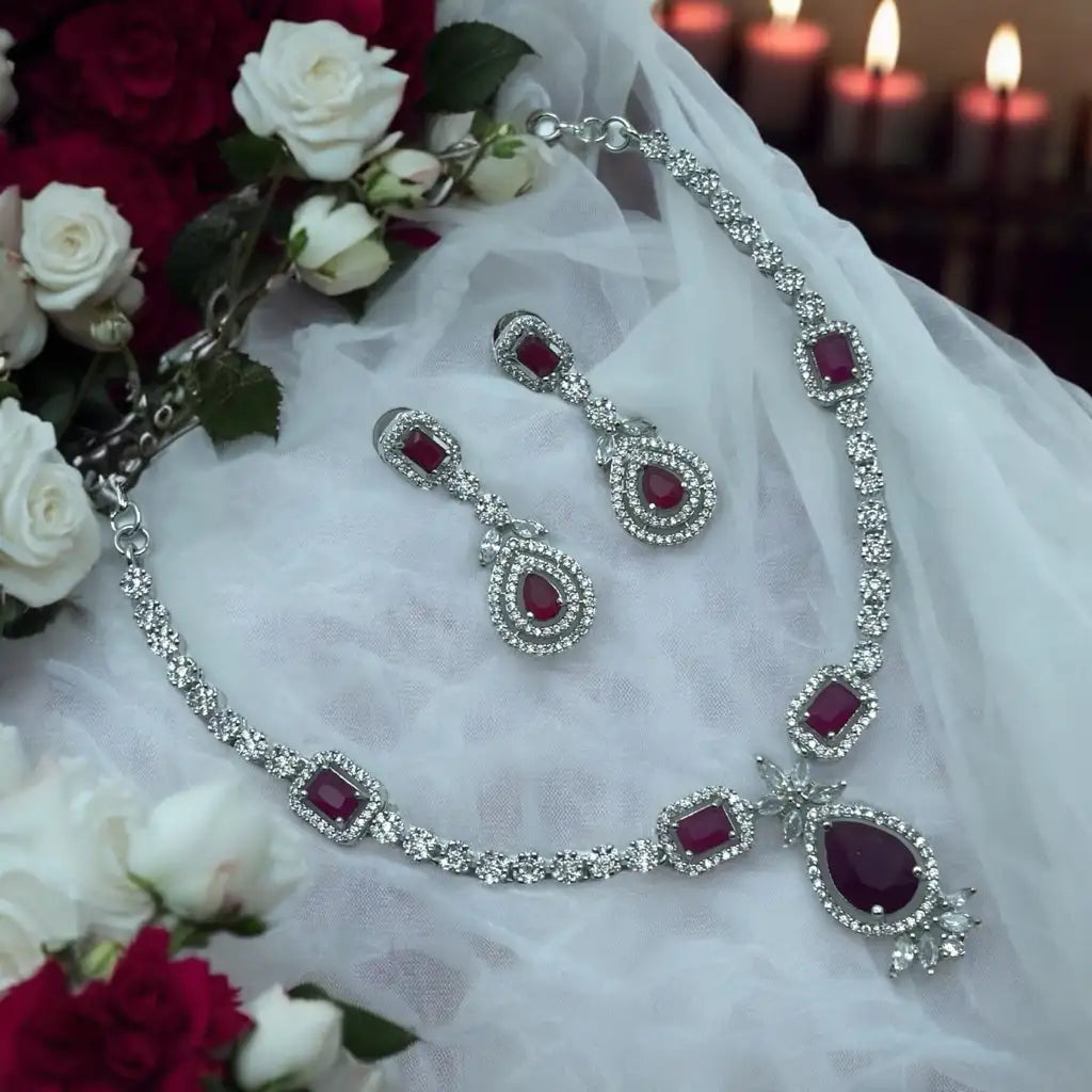 Scarlet Charm AD Necklace Set