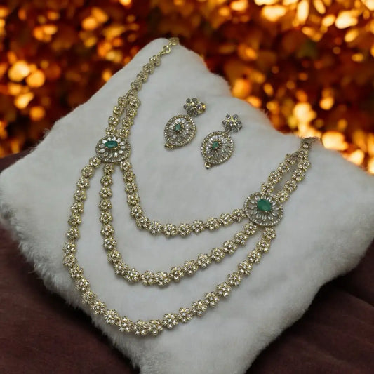 Emerald Bloom Necklace and Earrings Set