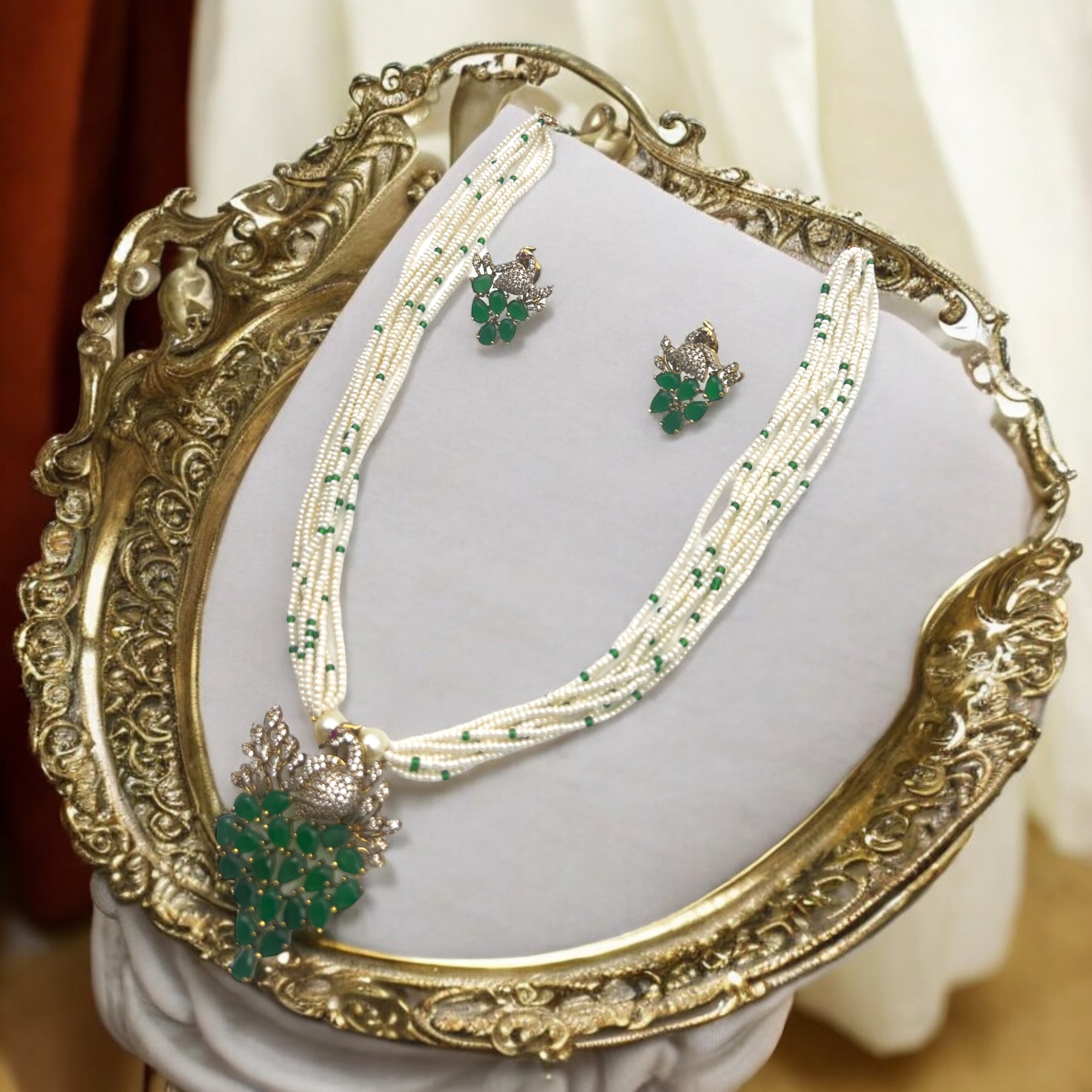 "Emerald Grace" Necklace Set 💚✨