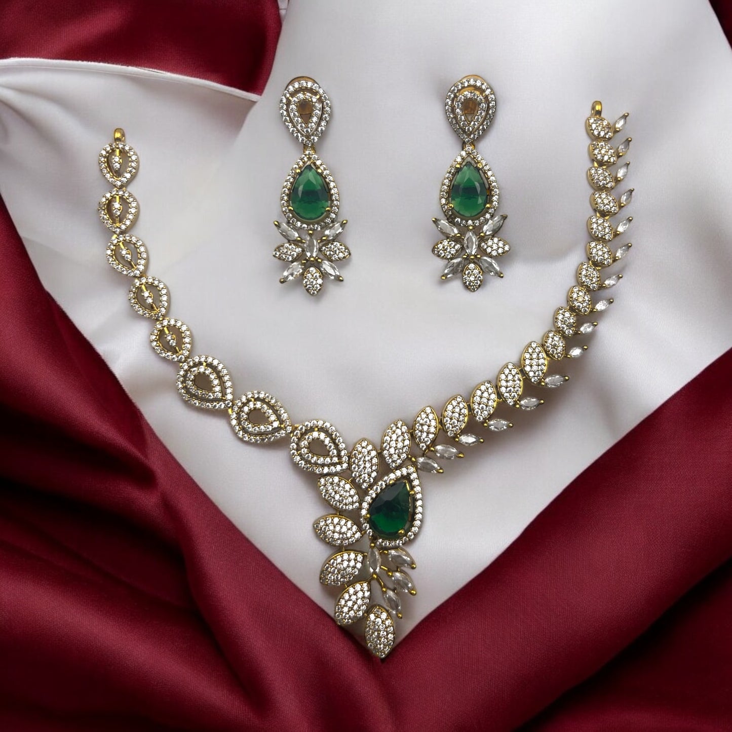 ✨"Ashru Harita" Necklace Set✨