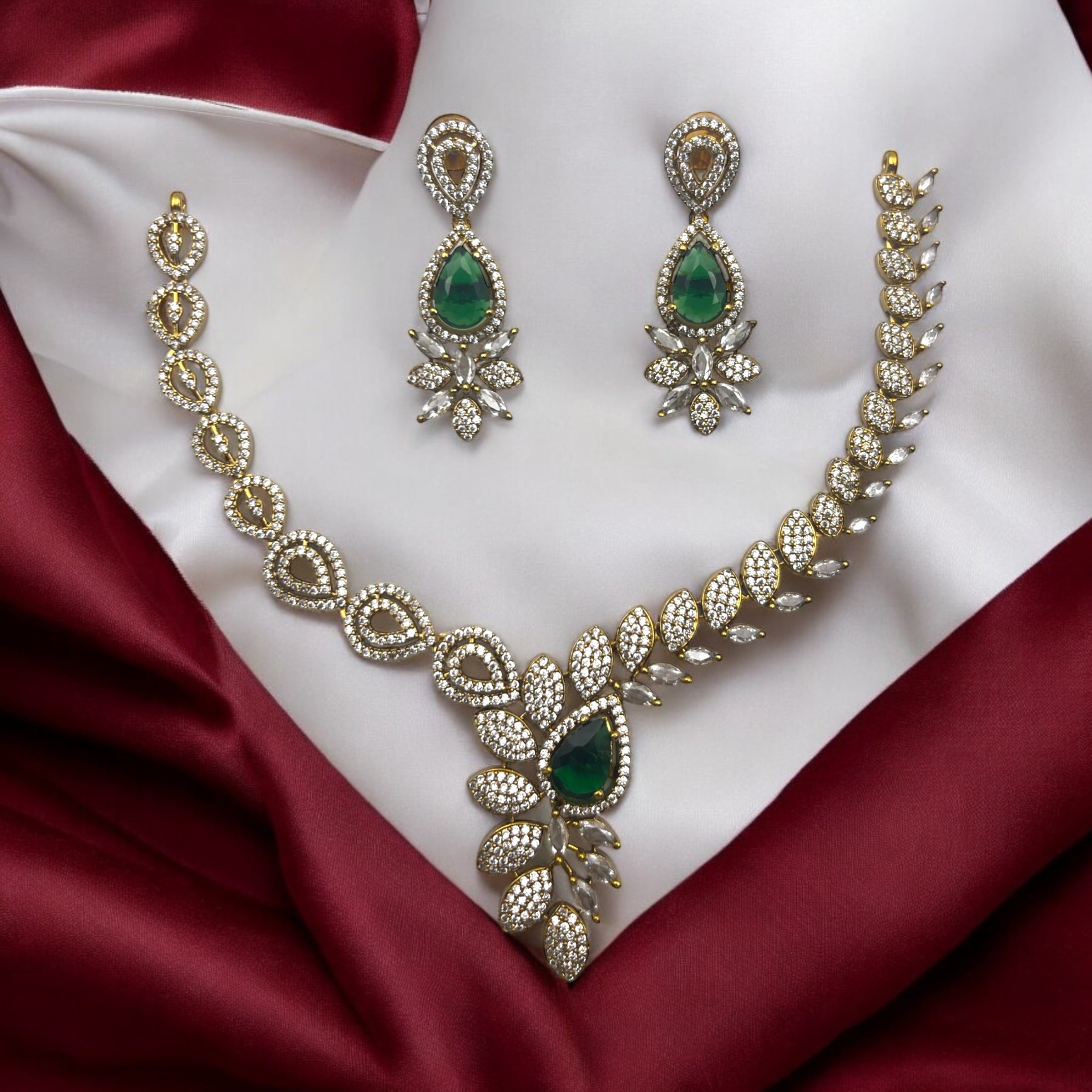 ✨"Ashru Harita" Necklace Set✨