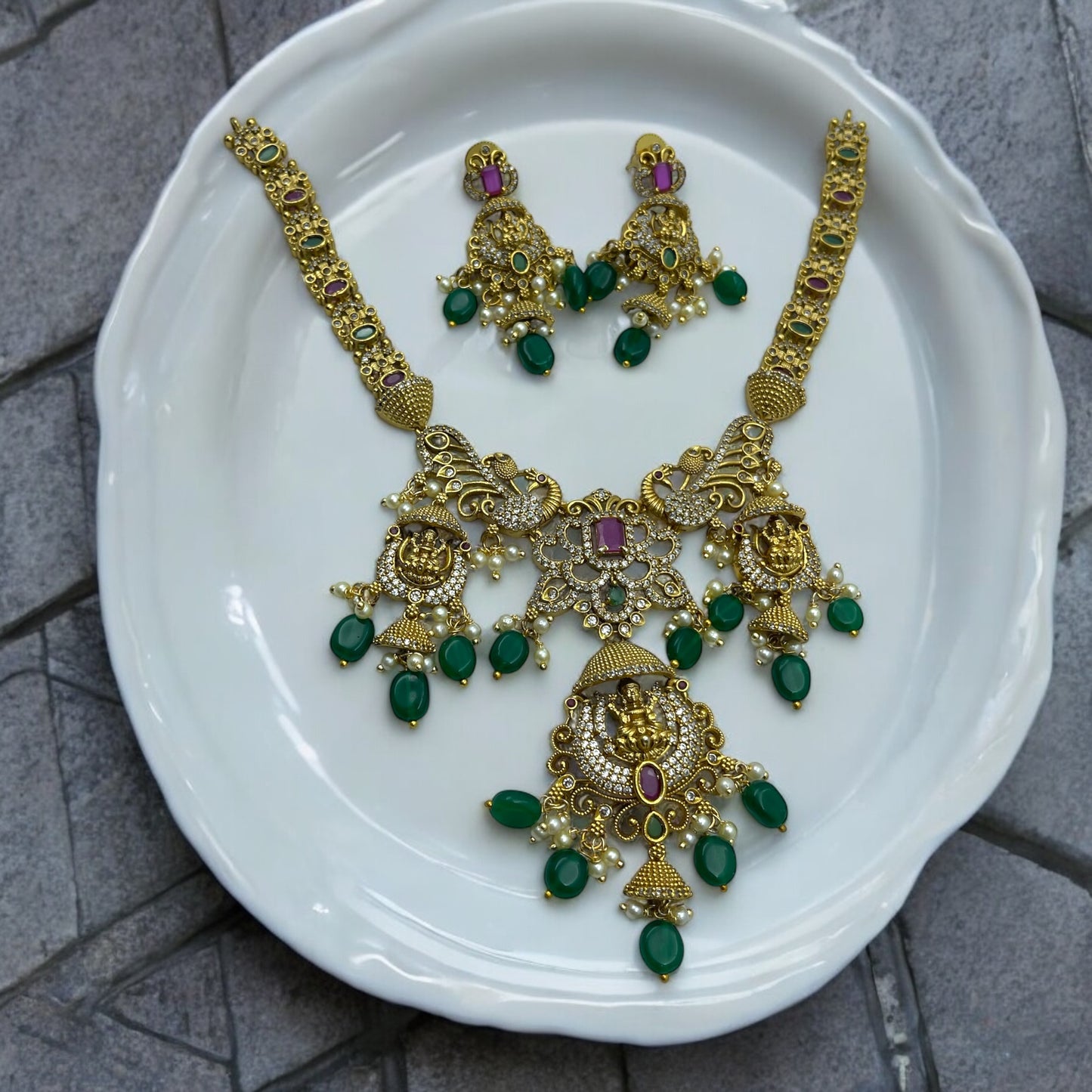 Grace Temple Necklace Set