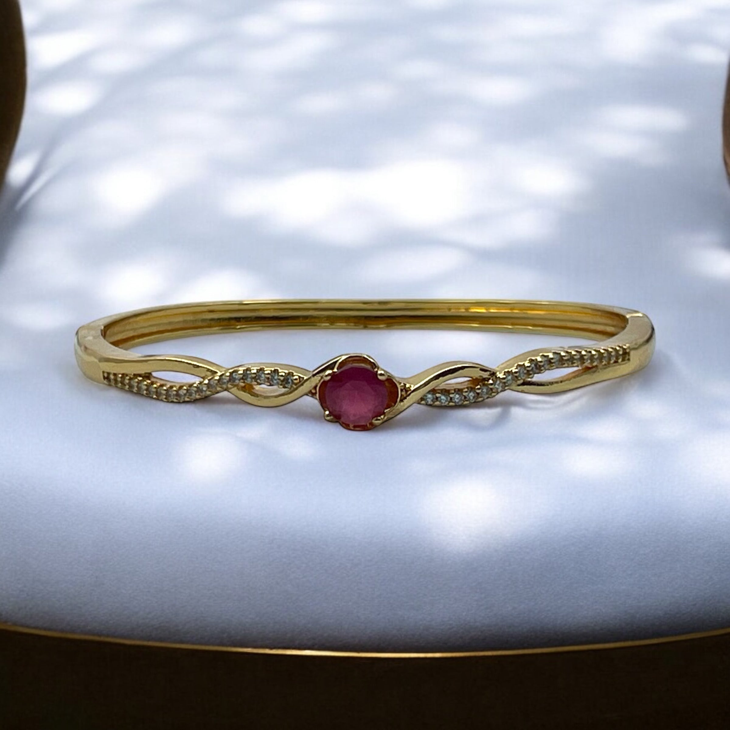 ✨ "Manikya Valay" Bracelet ✨