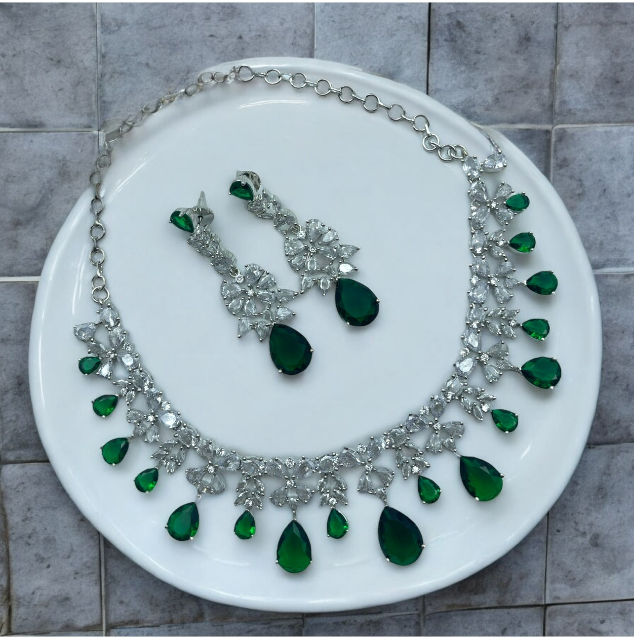 💚 "Zara" Elegance Necklace Set 💚